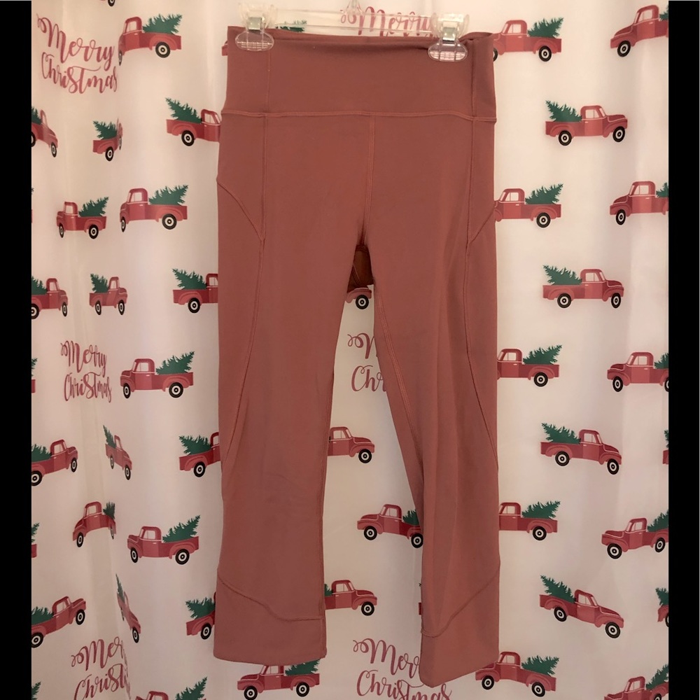 Lululemon cropped leggings